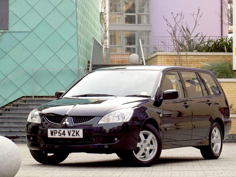  Mitsubishi Lancer Wagon 2003 года  (UK) (фото 1 из 7)
